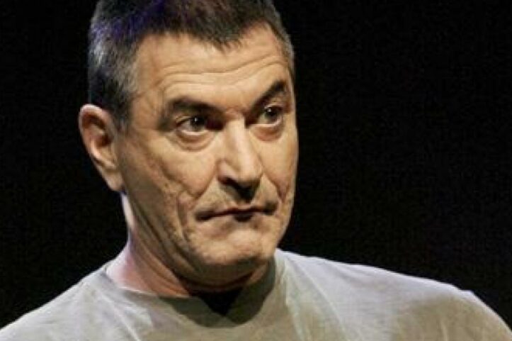 Jean-Marie Bigard au Stade de France : Un Monument de l'Humour Français