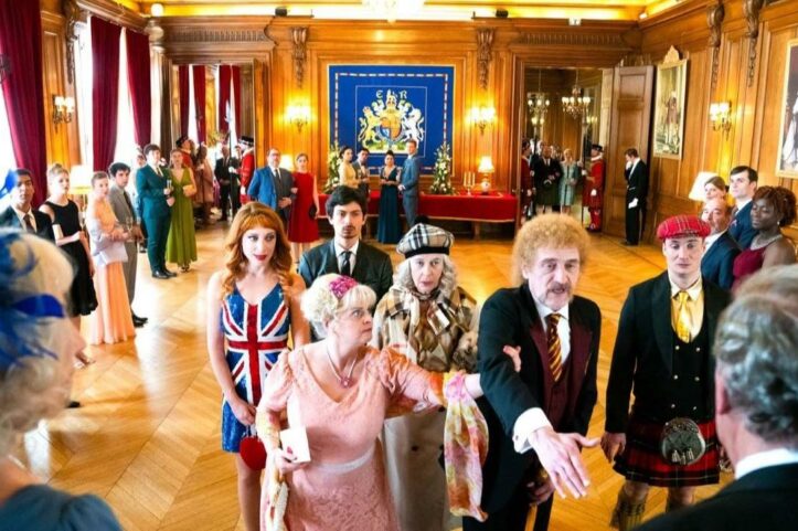 Quand les Tuche envahissent Buckingham : God Save the Tuche