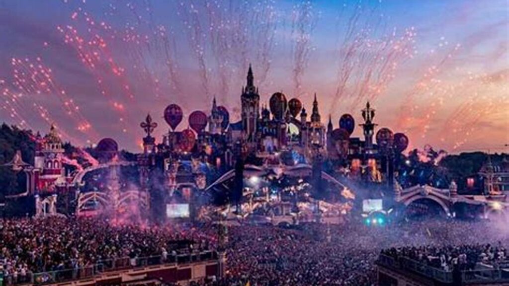 Tomorrowland, le temple de l’électro qui fait vibrer la planète entière Tomorrowland, le temple de l’électro qui fait vibrer la planète entière